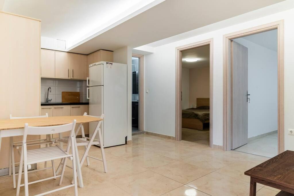 Apartment At Ano Glifada. Афіни Екстер'єр фото