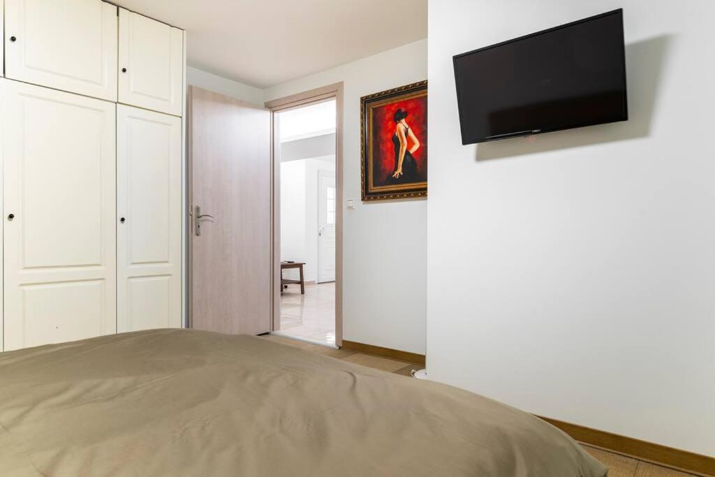 Apartment At Ano Glifada. Афіни Екстер'єр фото